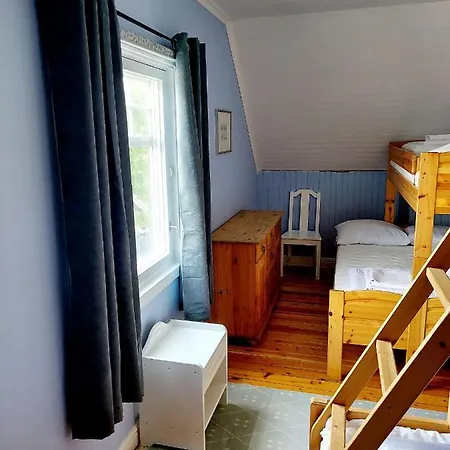 Holiday home Solrik Beliggenhet I Lofotens Storste Fiskevaer